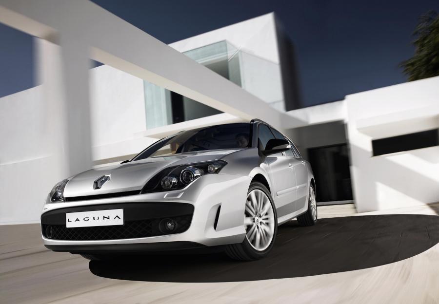  Renault Laguna GT 2008 года  (фото 15 из 62)